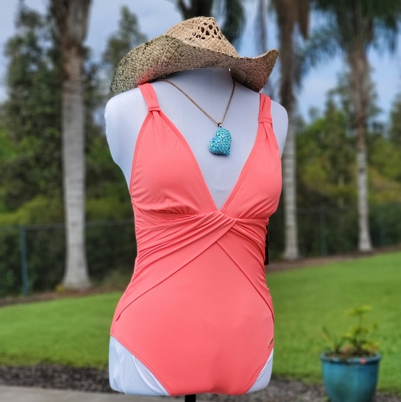 Vince Camuto  cruise STYLE one piece swim suit, 10 - Picture 3 of 16